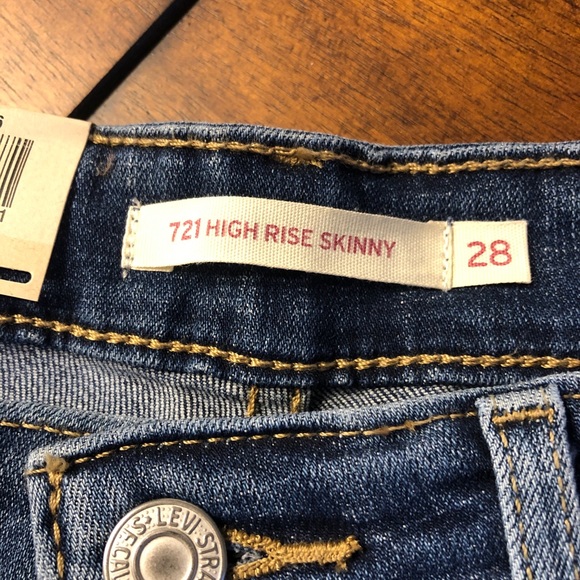 Levi’s 721 High-Rise Skinny NWT - Picture 3 of 4